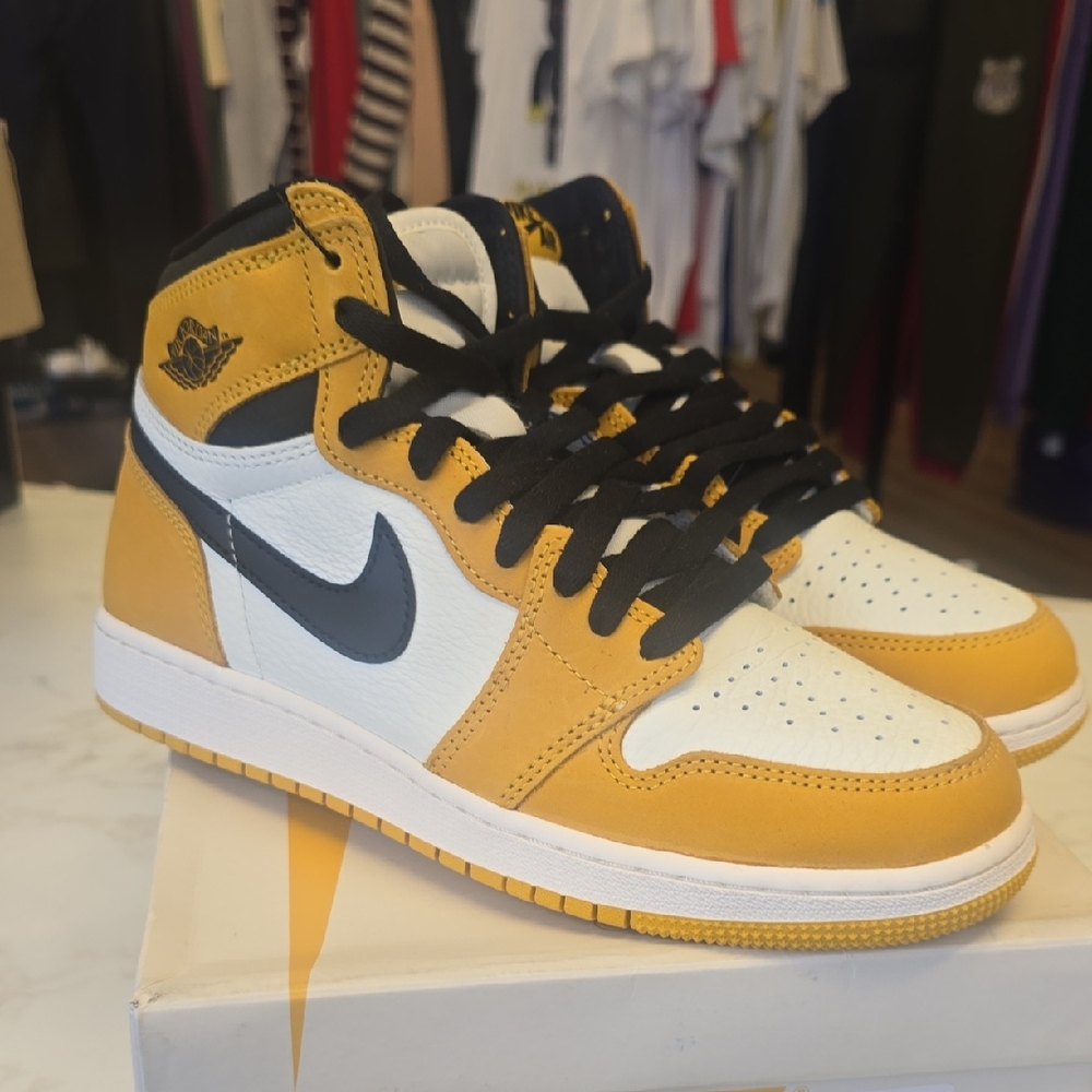 Jordan Men's White and Yellow High-Top Sneakers